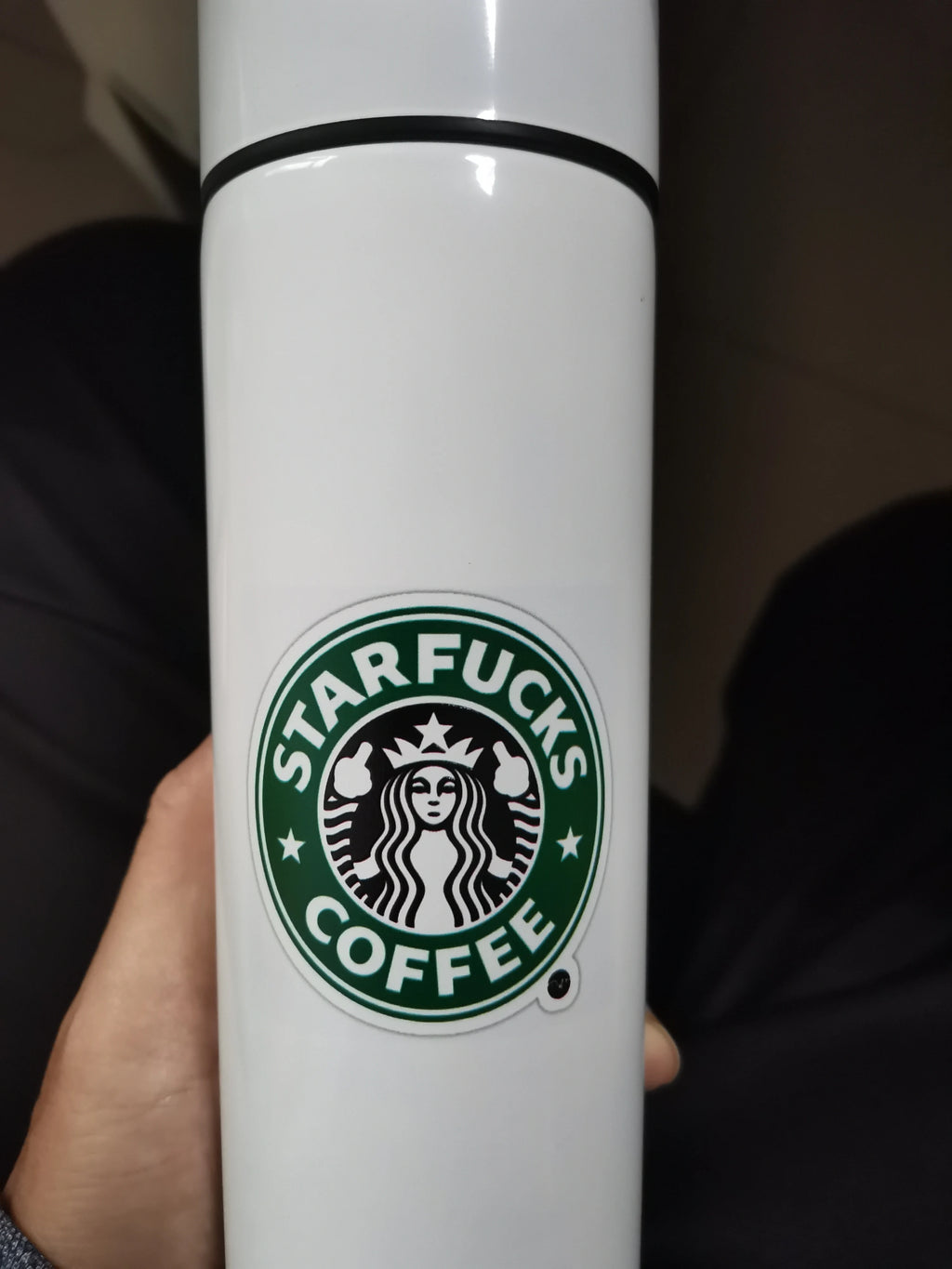 White smart thermos with STARBUCKS Coffee logo on the front, 500ml.