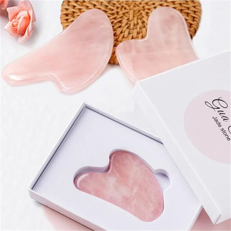 Glow Roller im Geschenkset, rosafarbener Herzstein in Schachtel mit Abdeckung
