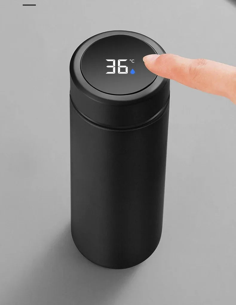 Black smart thermos with digital temperature display on the lid