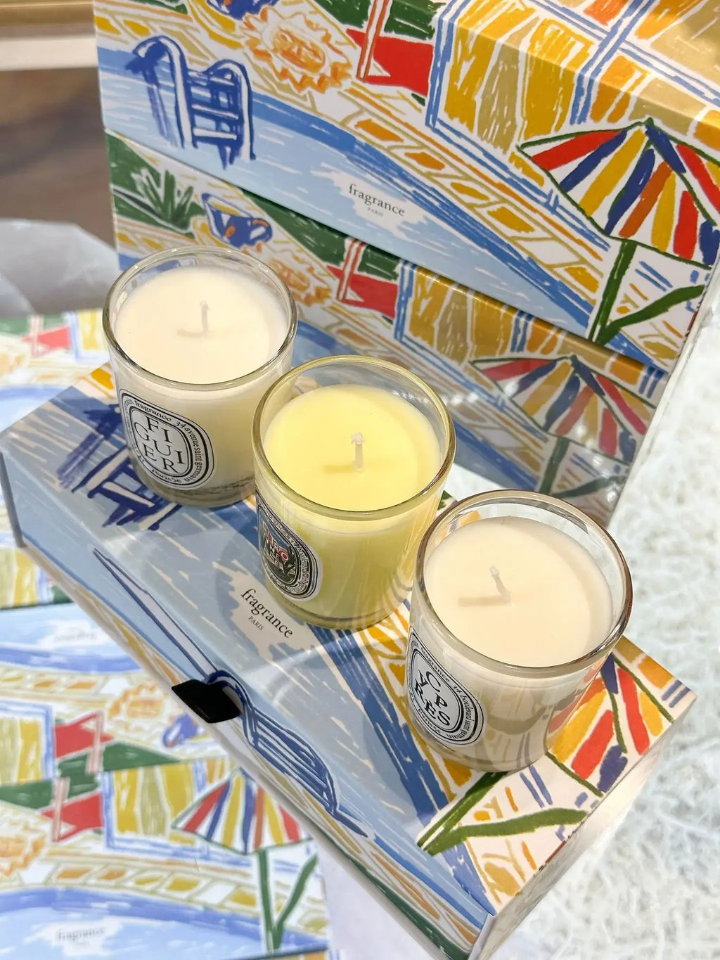 Coffret de bougies 190 g : pot figuier blanc, citronnelle jaune, cyprès blanc.