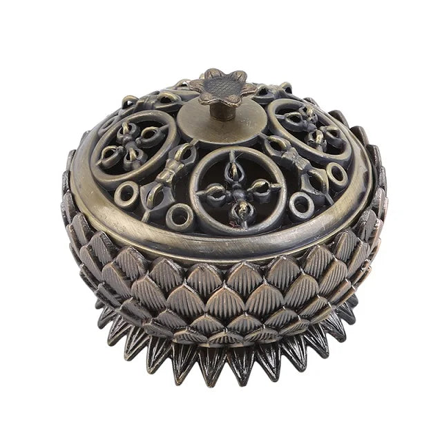 Lotus-Räuchergefäß in gebürstetem Bronze-Look: runde Brennkammer mit Relief-Ornamenten